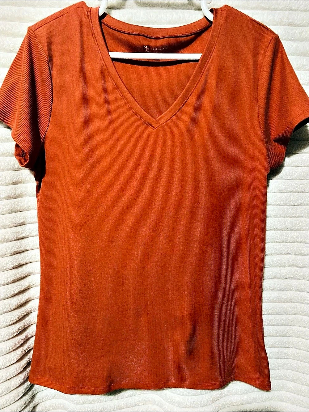 No Boundaries Ribbed V-Neck Short Sleeve Tee Orange XL